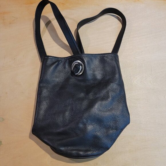 Tote le Monde Backpack - Stylish and Fun - Picture 5 of 11